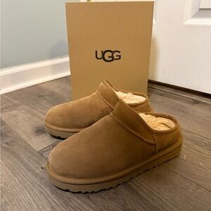 UGG Classic Slipper Chestnut size 9 USA
